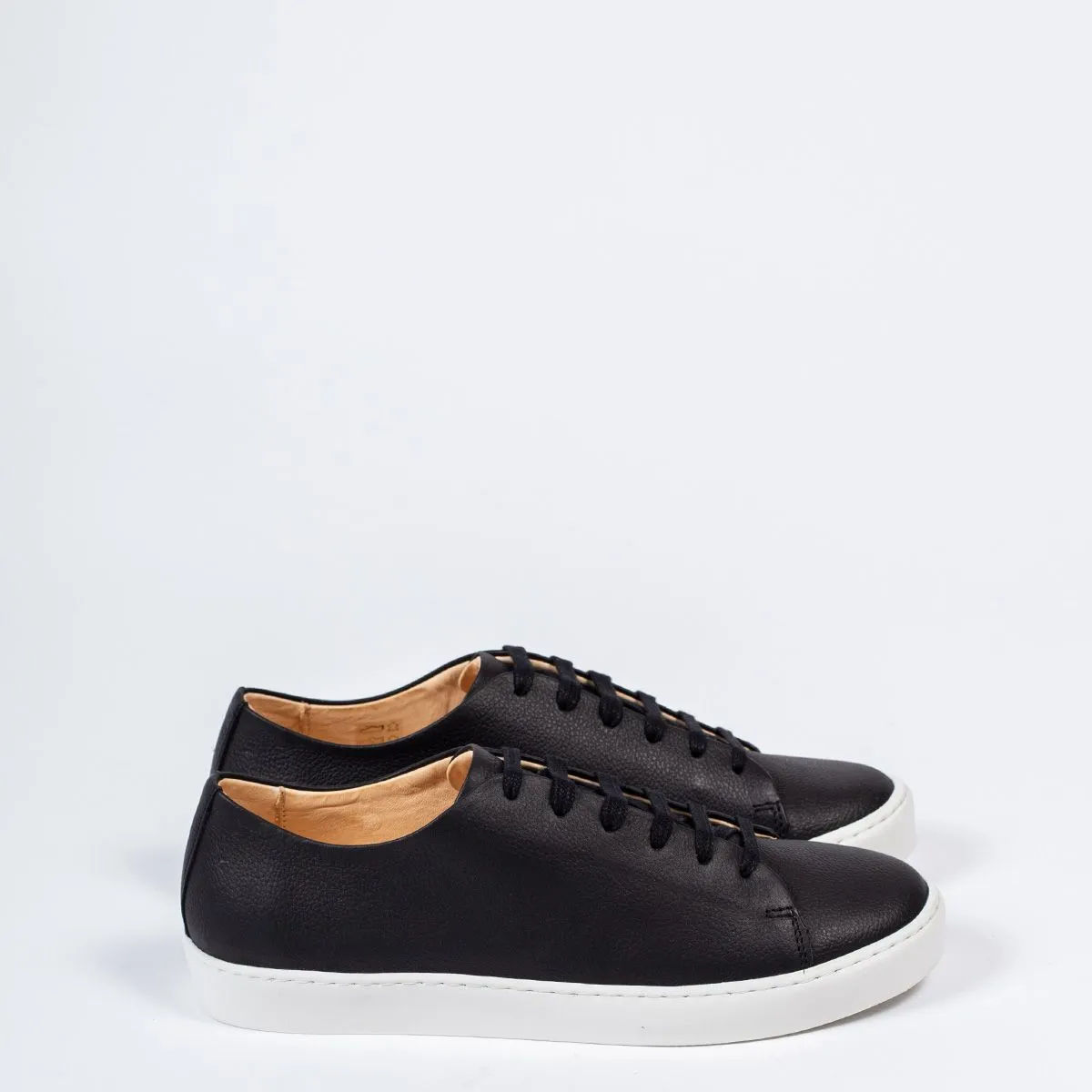 EKN Oak Low Shoe - Black